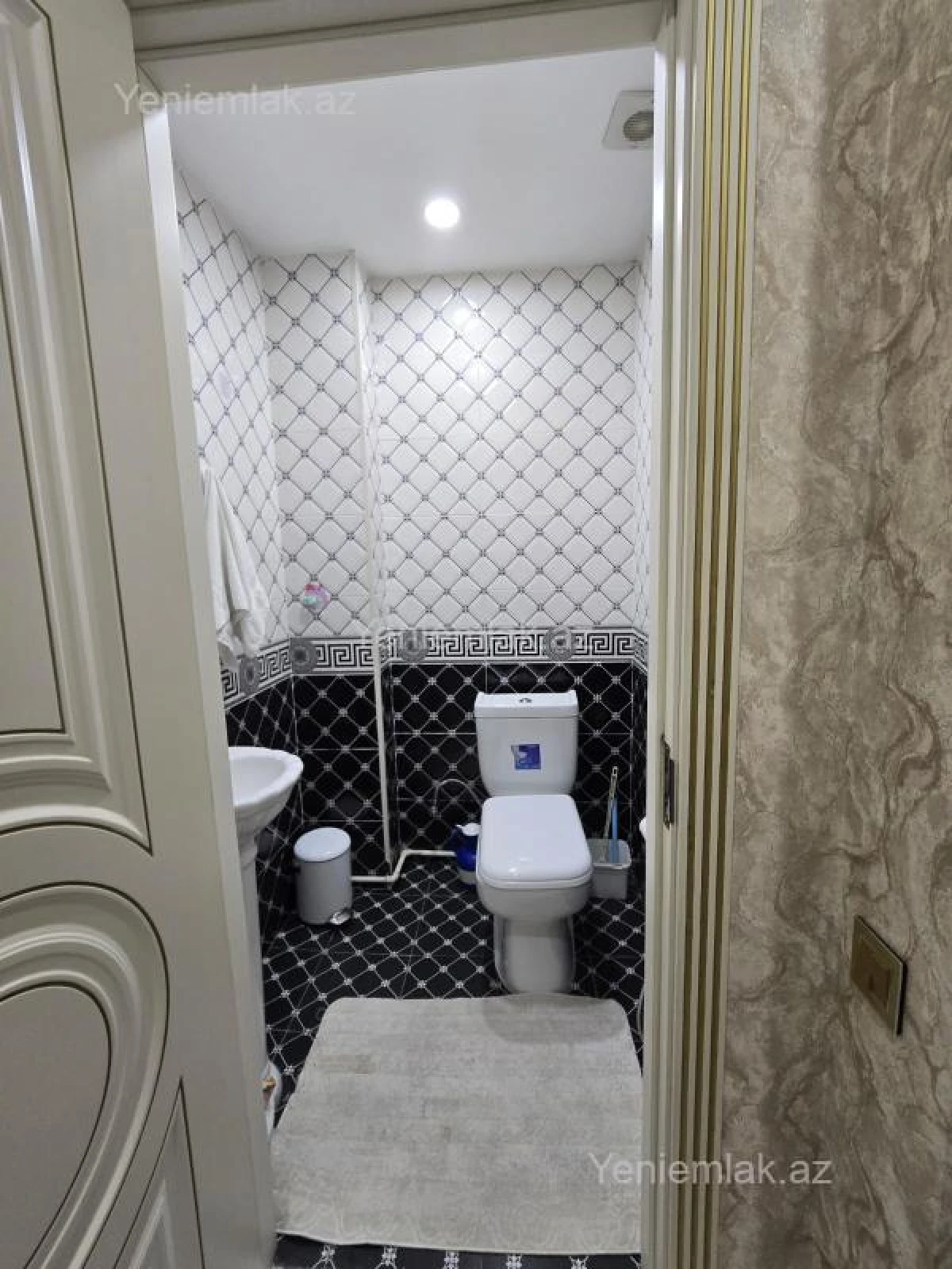 Satılır 2 otaqlı yeni tikili 65 m²