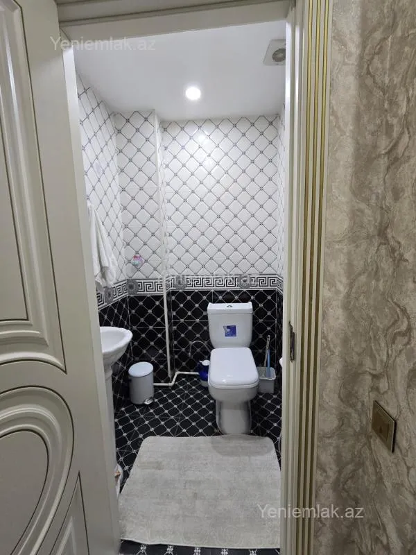 Satılır 2 otaqlı yeni tikili 65 m²