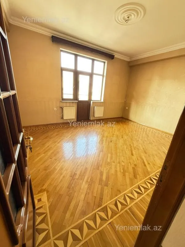 Satılır 3 otaqlı yeni tikili 165 m²