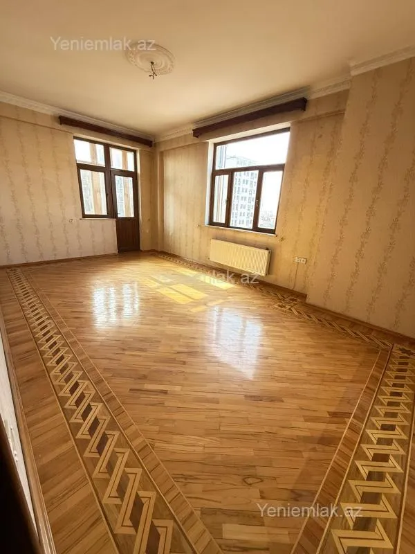 Satılır 3 otaqlı yeni tikili 165 m²