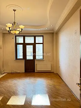 Satılır 3 otaqlı yeni tikili 165 m²
