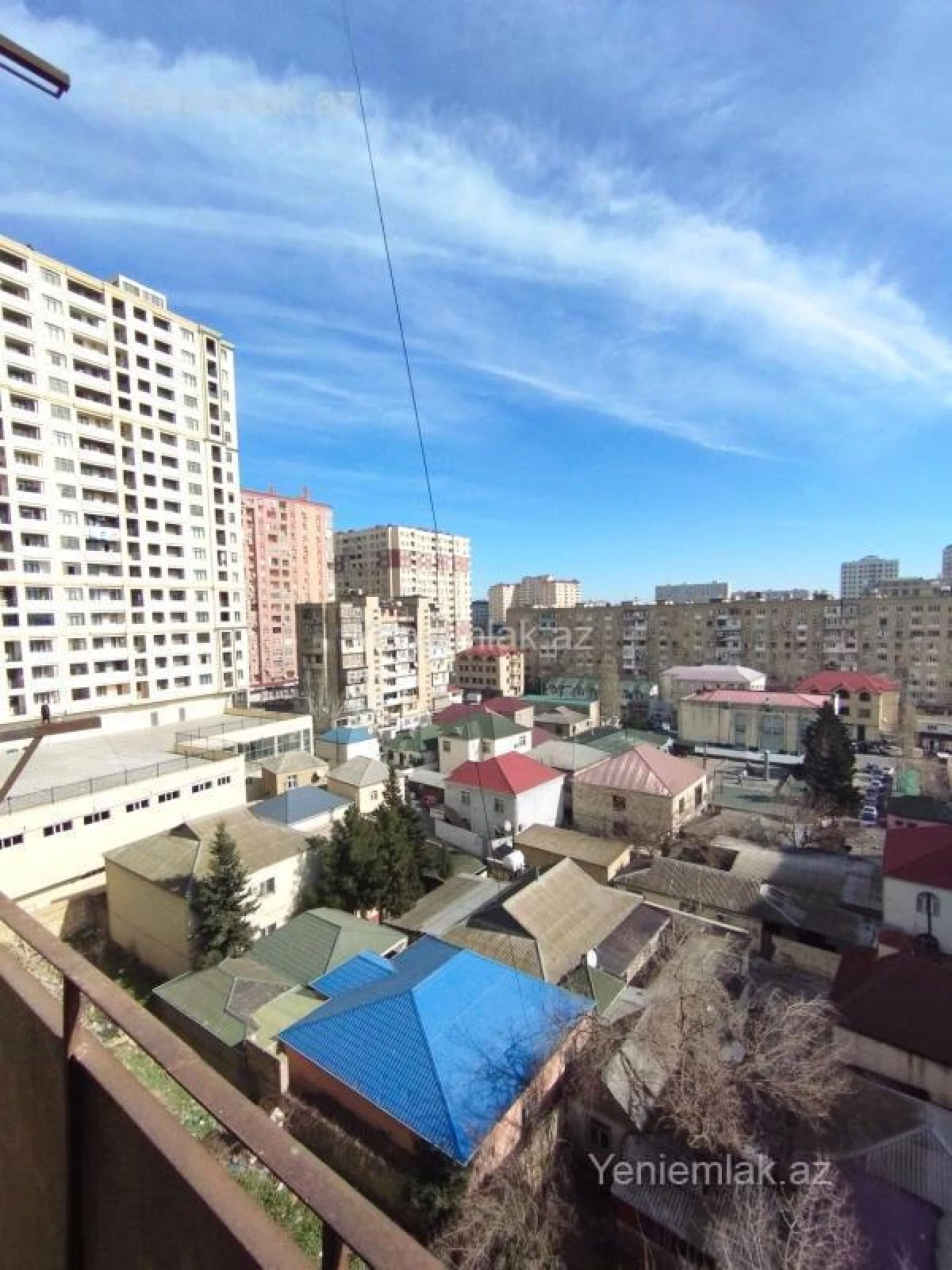 Satılır 3 otaqlı köhnə tikili 80 m²