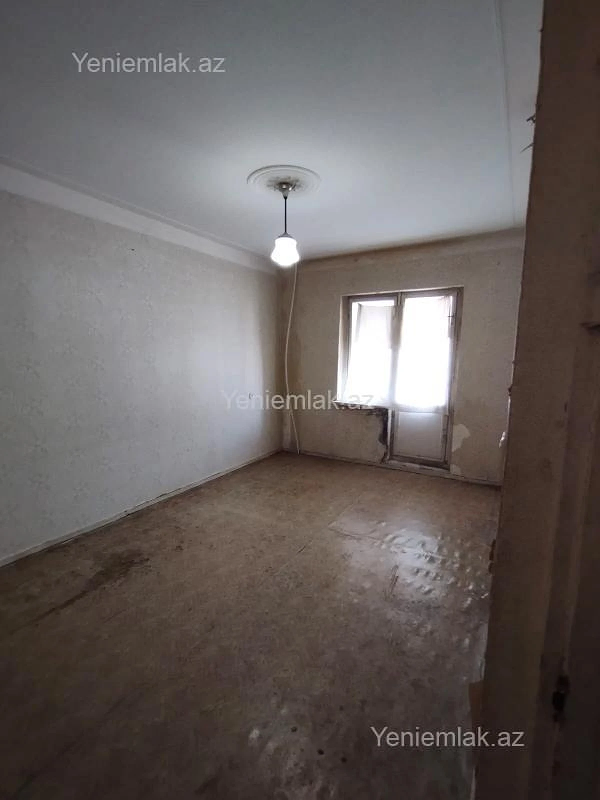 Satılır 3 otaqlı köhnə tikili 80 m²