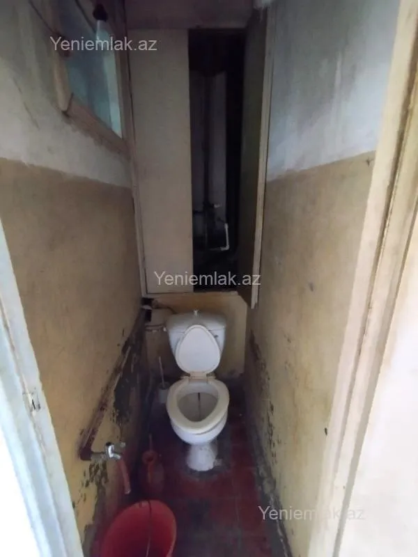 Satılır 3 otaqlı köhnə tikili 80 m²