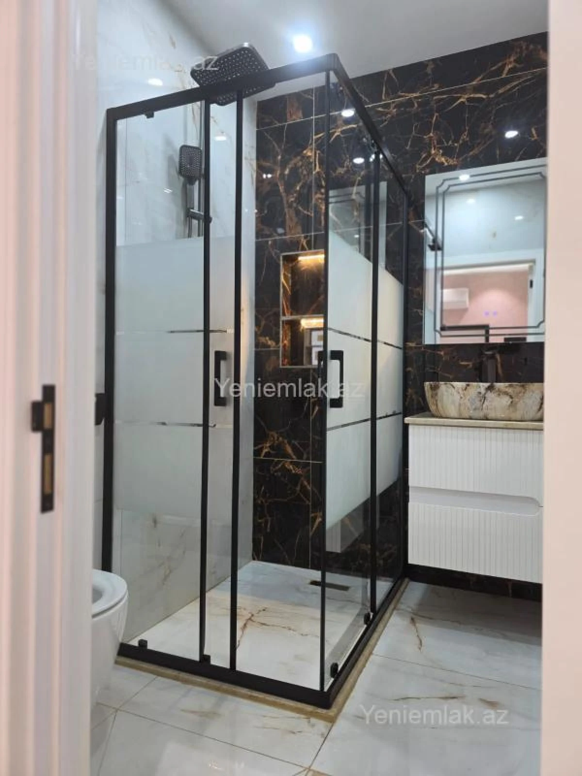 Satılır 3 otaqlı yeni tikili 114 m²