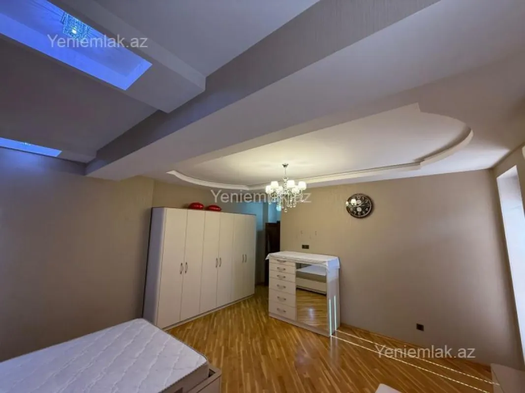Satılır 3 otaqlı yeni tikili 169 m²