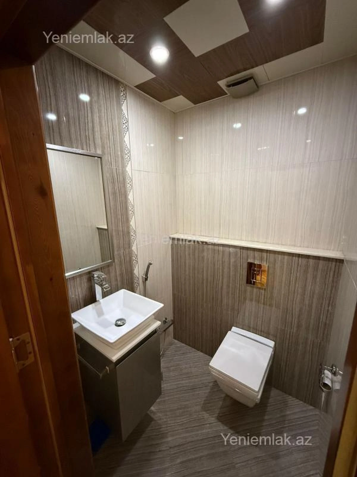 Satılır 3 otaqlı yeni tikili 169 m²