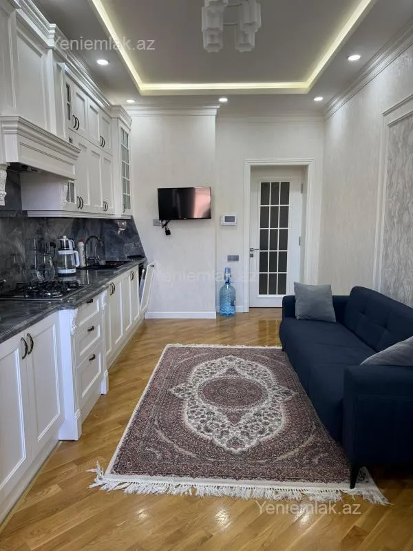 Satılır 3 otaqlı yeni tikili 163 m²