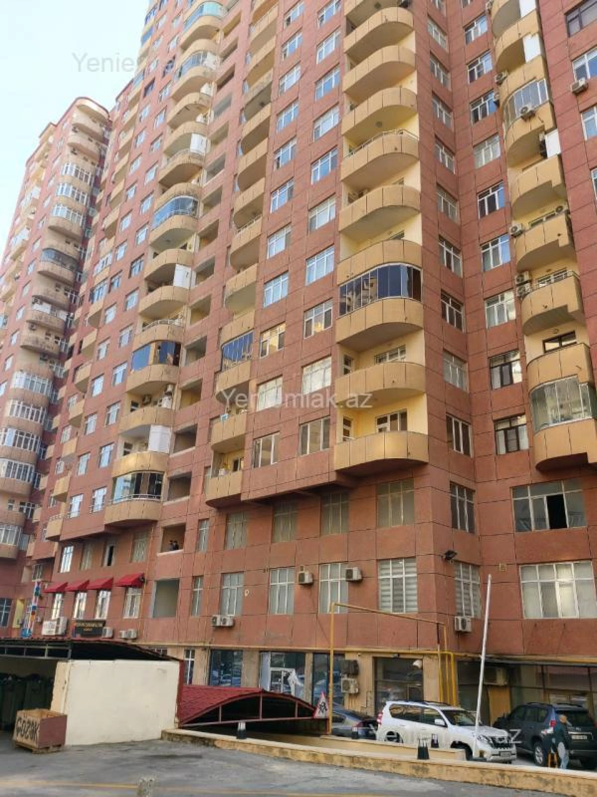 Satılır 3 otaqlı yeni tikili 156 m²