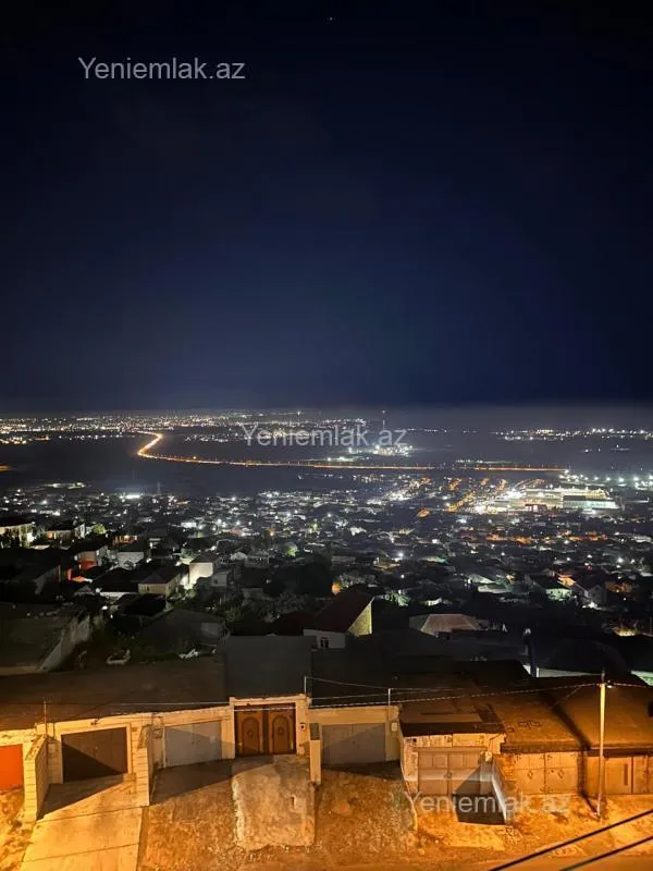 Satılır 2 otaqlı köhnə tikili 60 m²