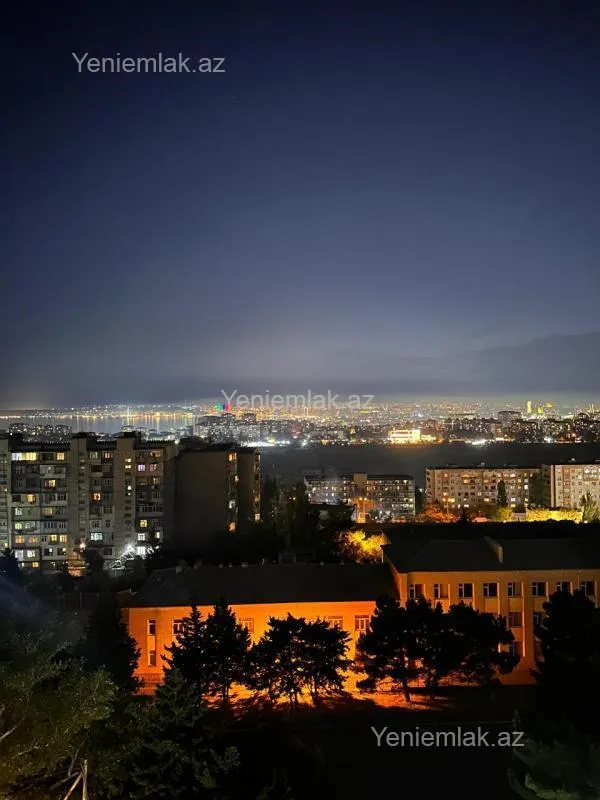 Satılır 2 otaqlı köhnə tikili 60 m²