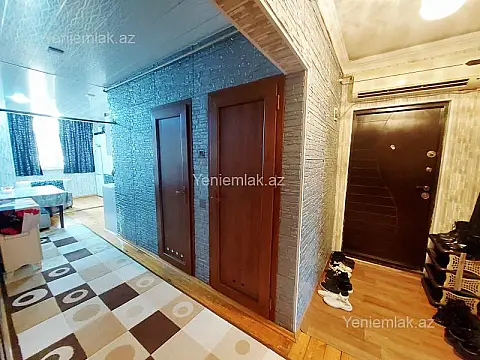 Satılır 3 otaqlı köhnə tikili 72 m²