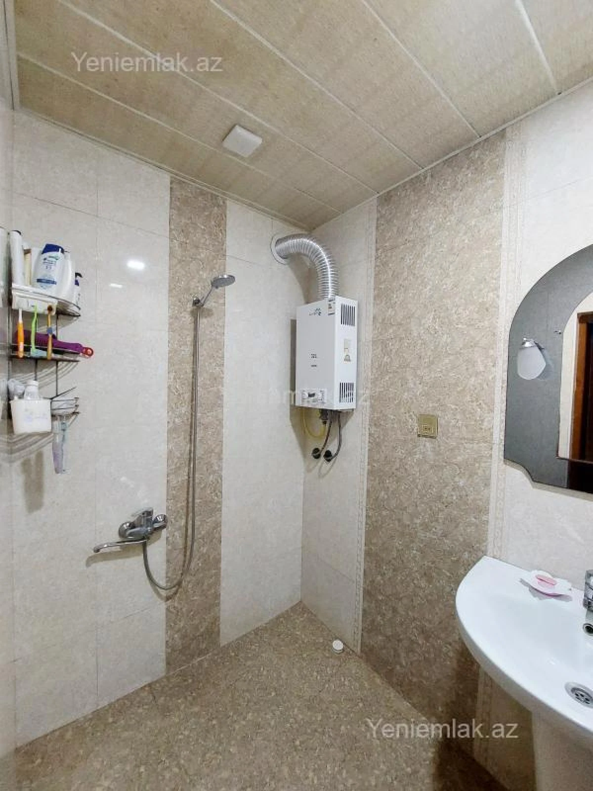 Satılır 3 otaqlı köhnə tikili 72 m²