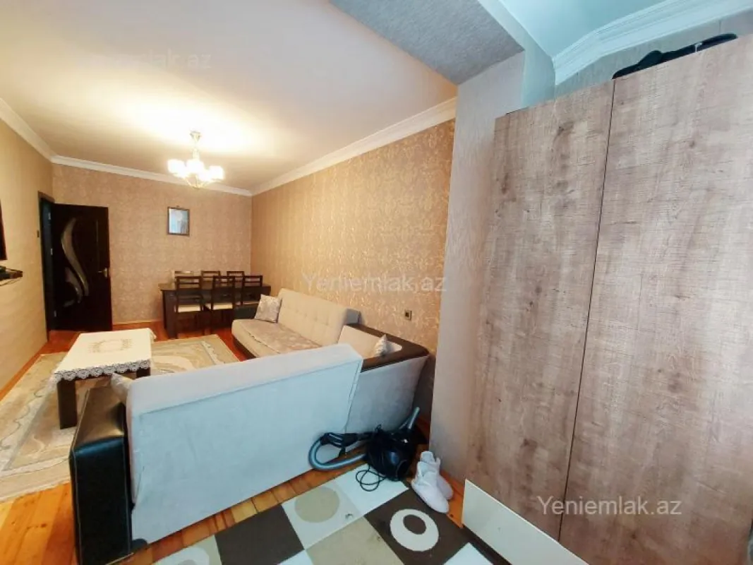 Satılır 3 otaqlı köhnə tikili 72 m²