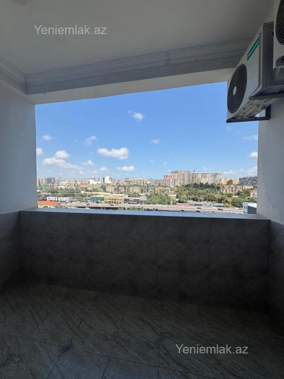 Satılır 3 otaqlı yeni tikili 135 m²