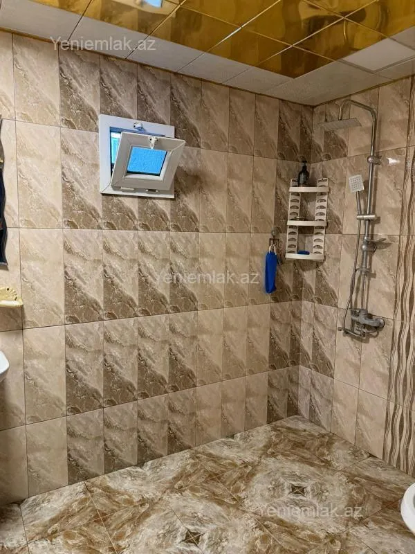 Satılır 4 otaqlı həyət evi 100 m²