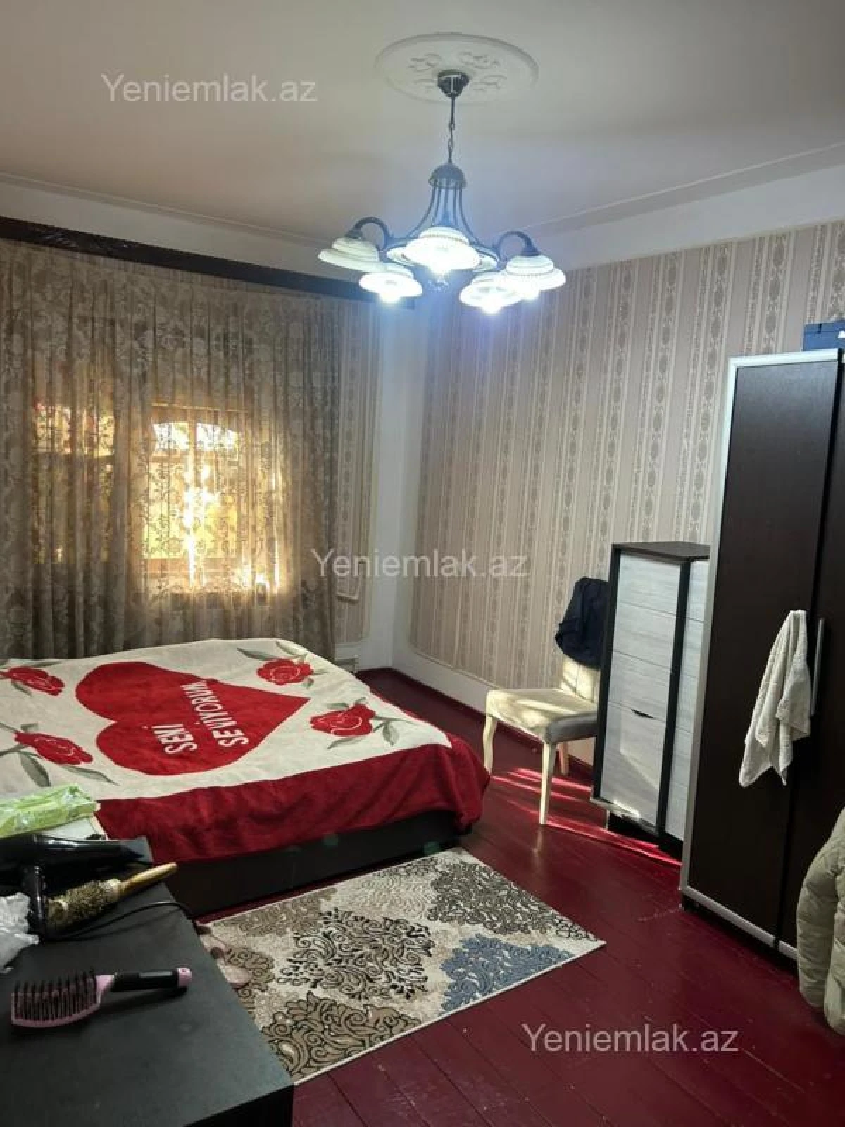 Satılır 3 otaqlı köhnə tikili 75 m²