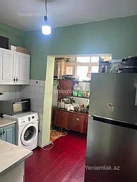 Satılır 3 otaqlı köhnə tikili 75 m²