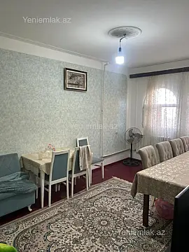 Satılır 3 otaqlı köhnə tikili 75 m²