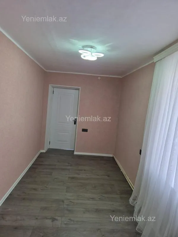 Satılır 3 otaqlı köhnə tikili 50 m²