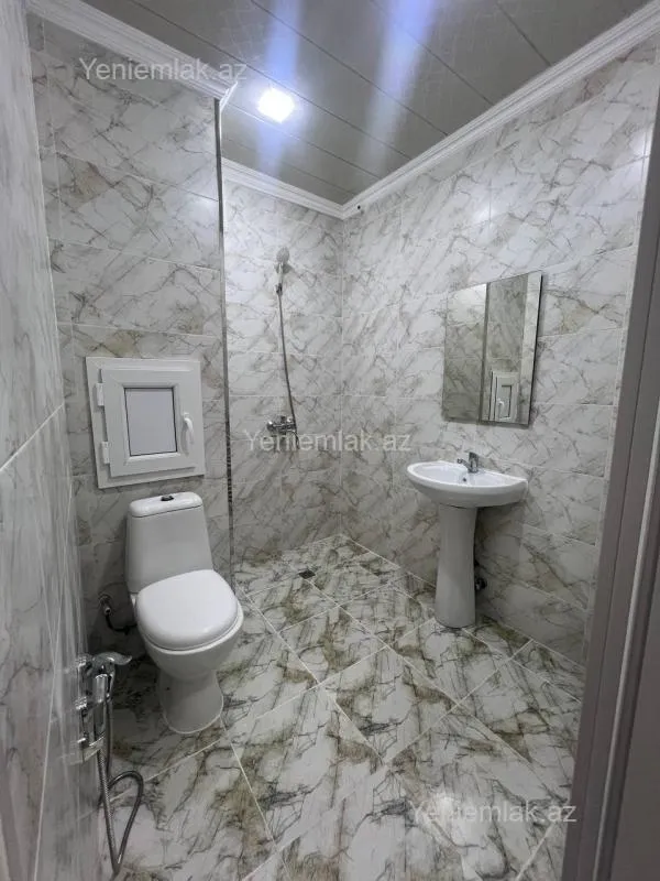 Satılır 2 otaqlı köhnə tikili 50 m²