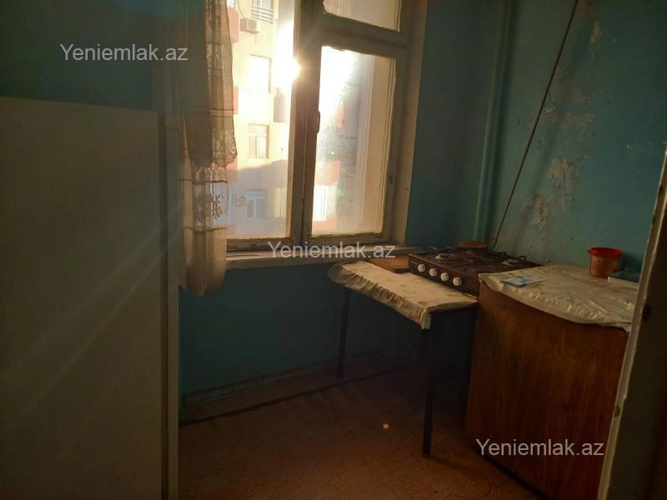 Satılır 1 otaqlı köhnə tikili 35 m²