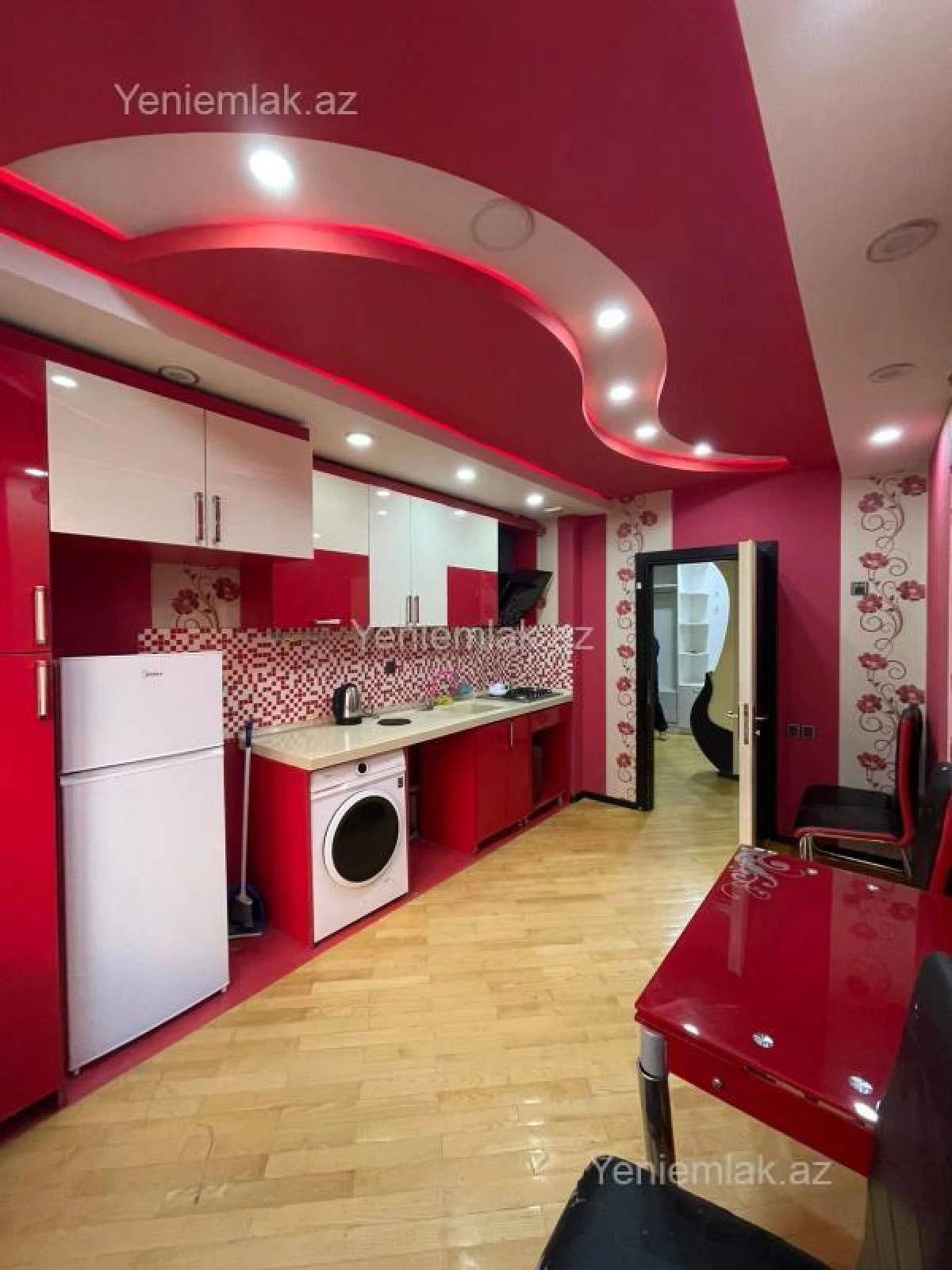 Satılır 3 otaqlı yeni tikili 96 m²