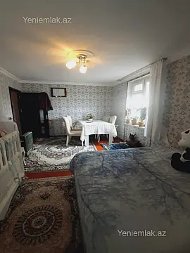 Satılır 1 otaqlı köhnə tikili 30 m²