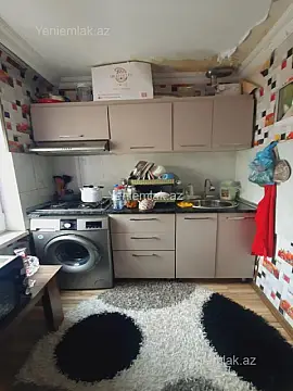 Satılır 1 otaqlı köhnə tikili 30 m²