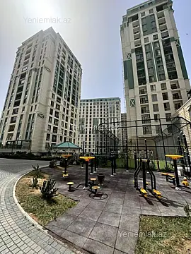 Satılır 3 otaqlı yeni tikili 140 m²