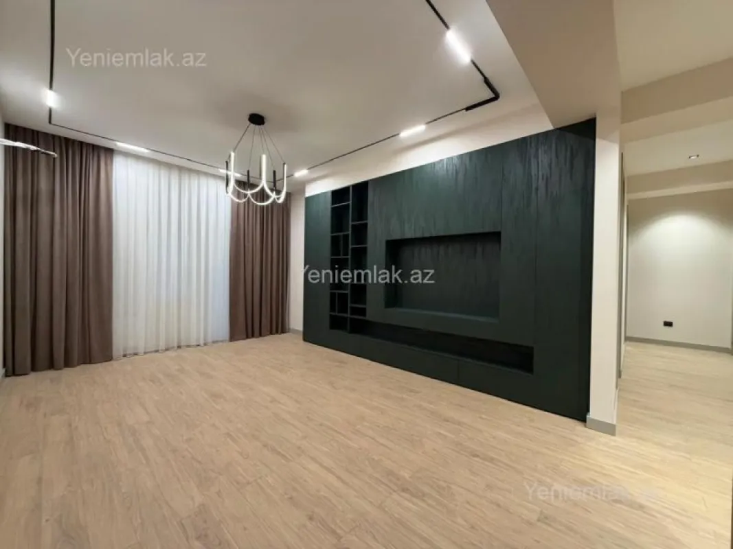 Satılır 3 otaqlı yeni tikili 140 m²