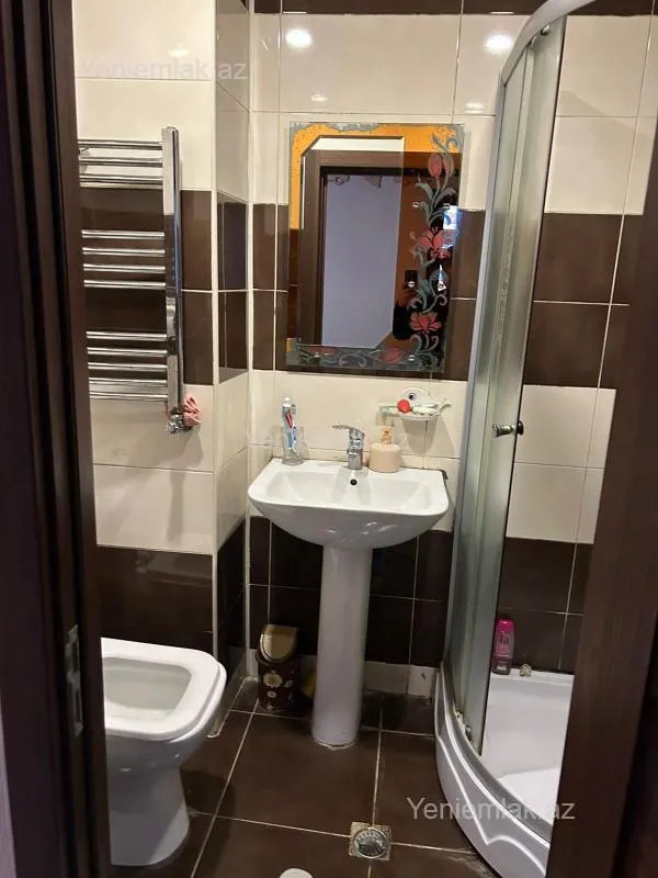 Satılır 2 otaqlı yeni tikili 60 m²