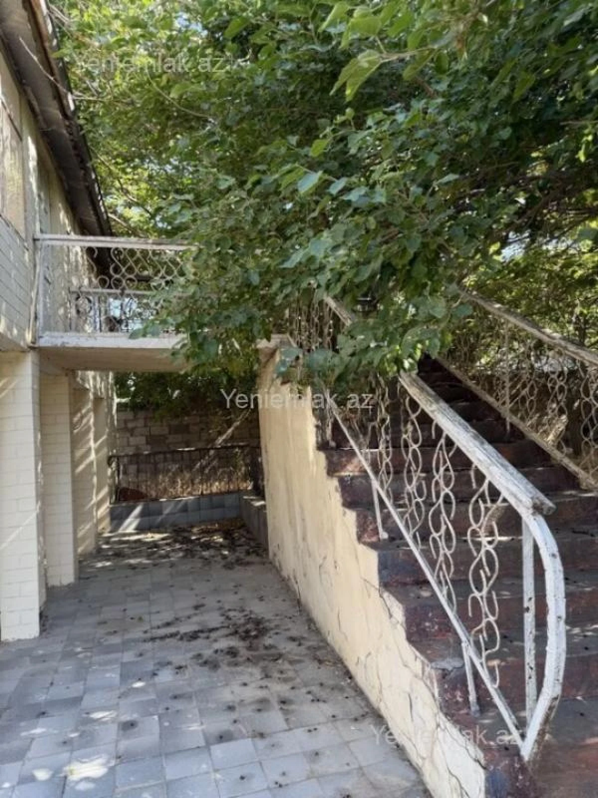 Satılır 4 otaqlı həyət evi 100 m²