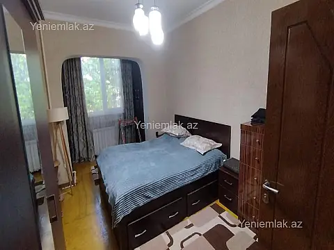 Satılır 3 otaqlı köhnə tikili 80 m²