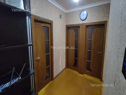 Satılır 3 otaqlı köhnə tikili 80 m²