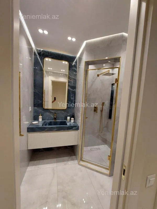 Satılır 3 otaqlı yeni tikili 85 m²