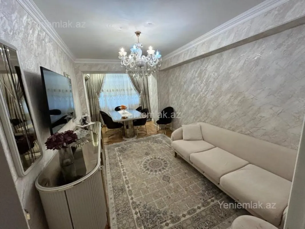 Satılır 2 otaqlı köhnə tikili 70 m²