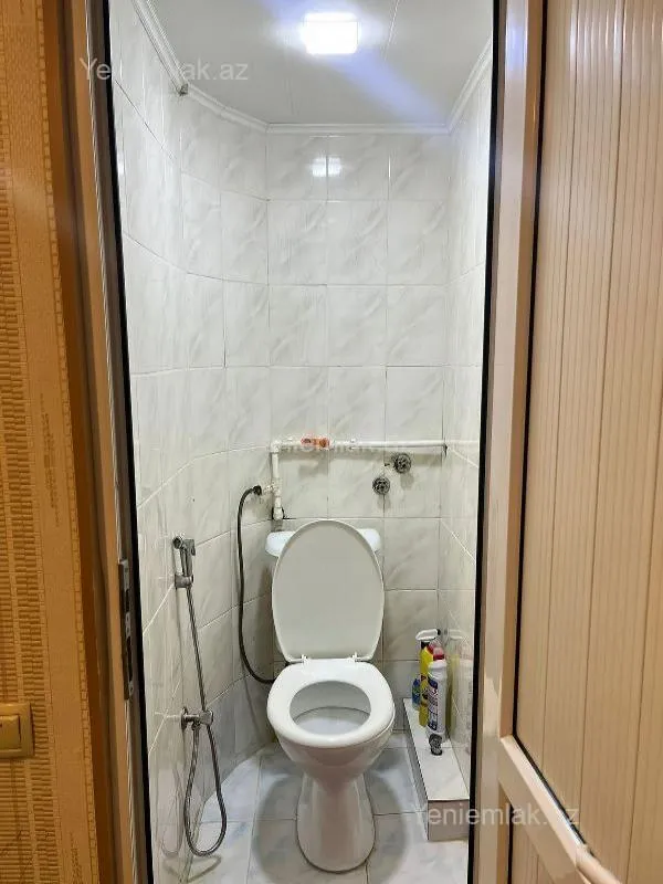 Satılır 3 otaqlı köhnə tikili 70 m²