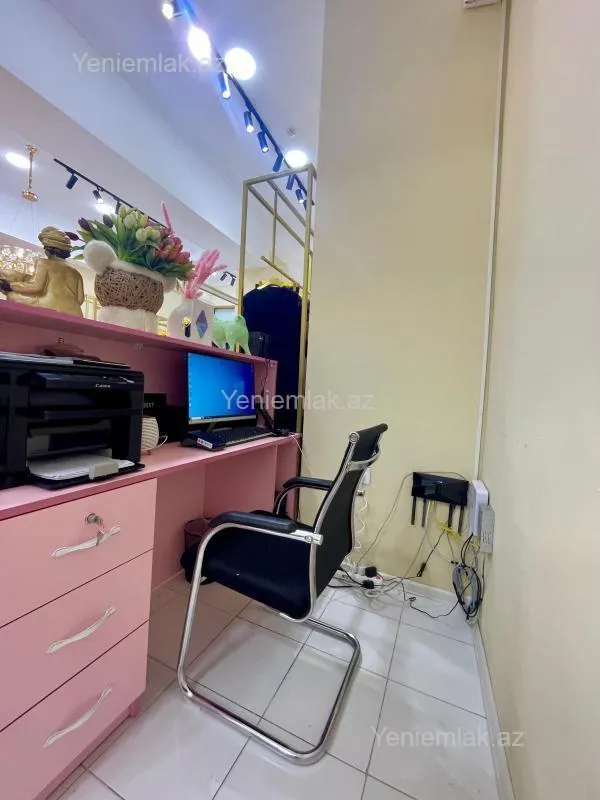 Satılır obyekt 60 m²