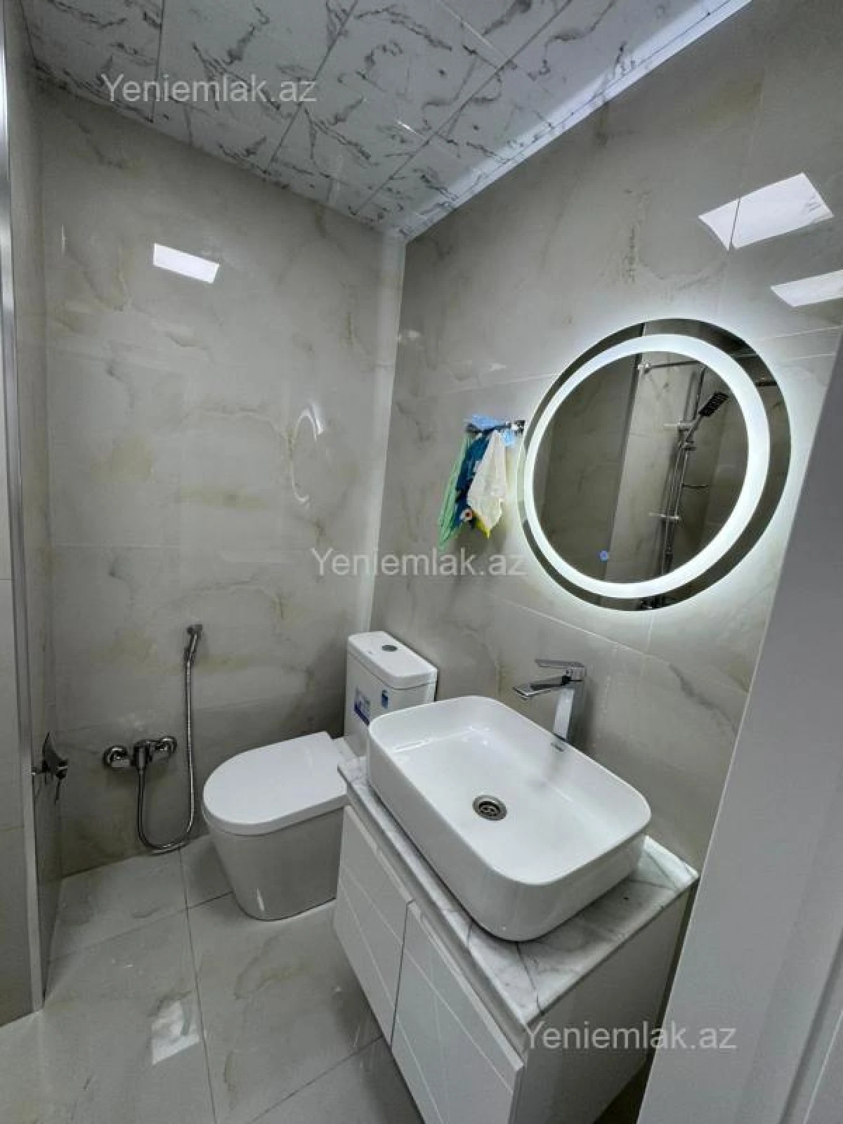 Satılır 2 otaqlı köhnə tikili 48 m²