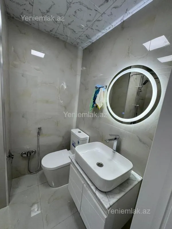 Satılır 2 otaqlı köhnə tikili 48 m²