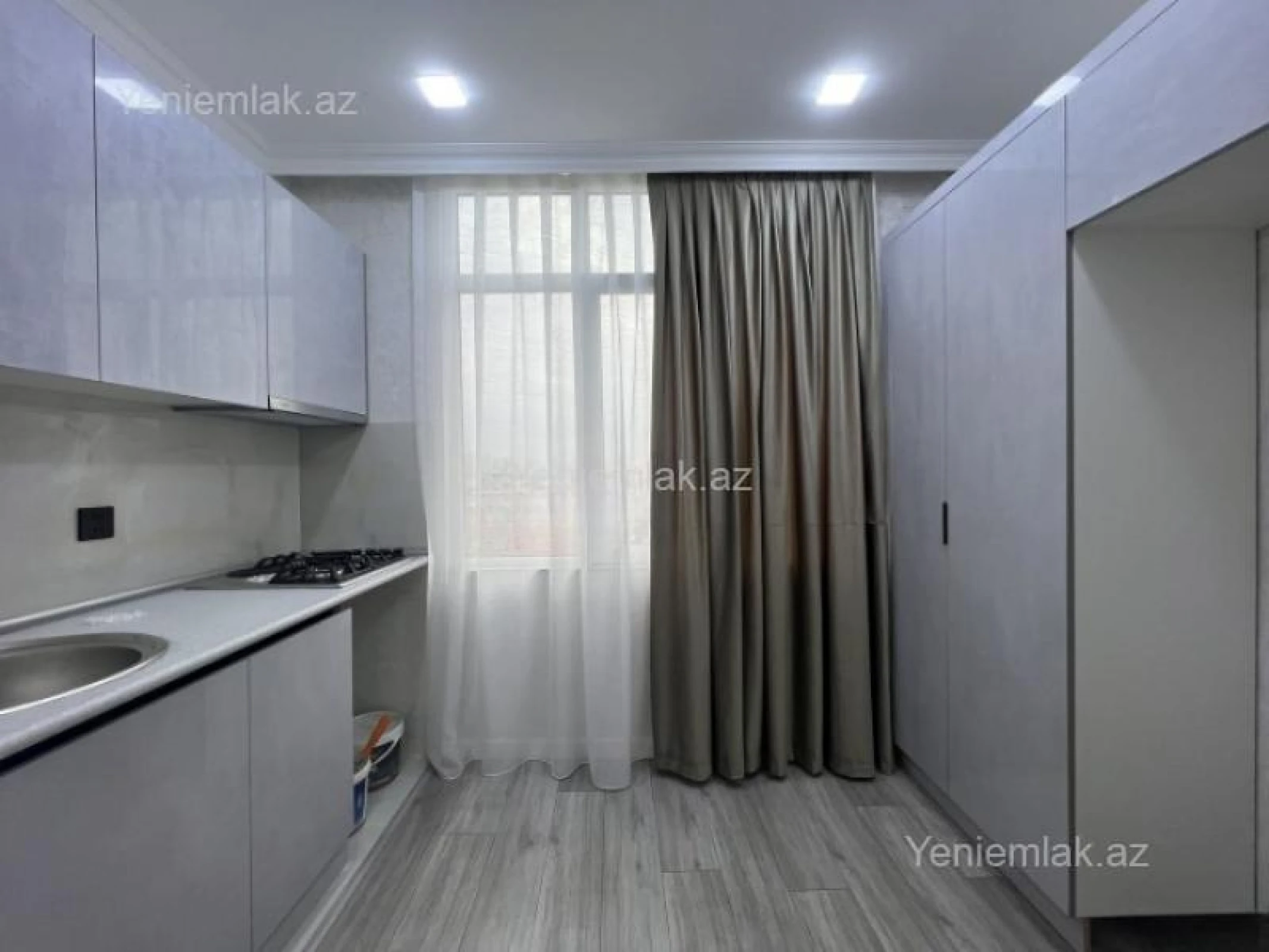 Satılır 2 otaqlı köhnə tikili 48 m²