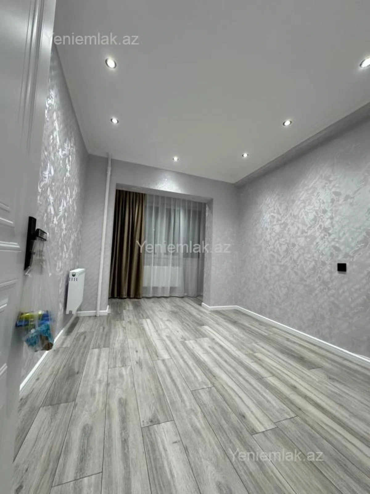 Satılır 2 otaqlı köhnə tikili 48 m²