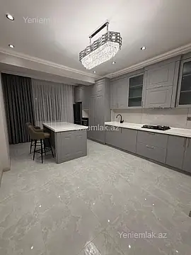 Satılır 3 otaqlı yeni tikili 138 m²