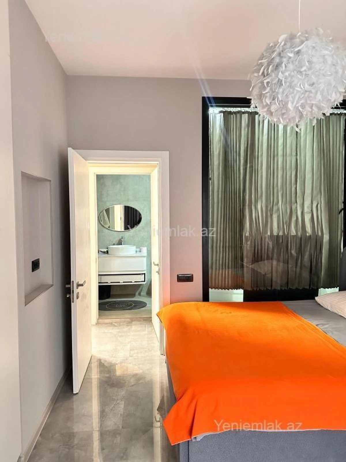 Satılır 2 otaqlı yeni tikili 105 m²