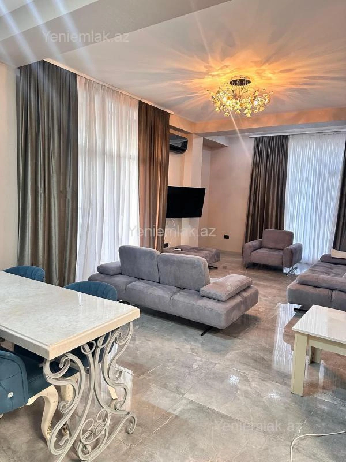 Satılır 2 otaqlı yeni tikili 105 m²