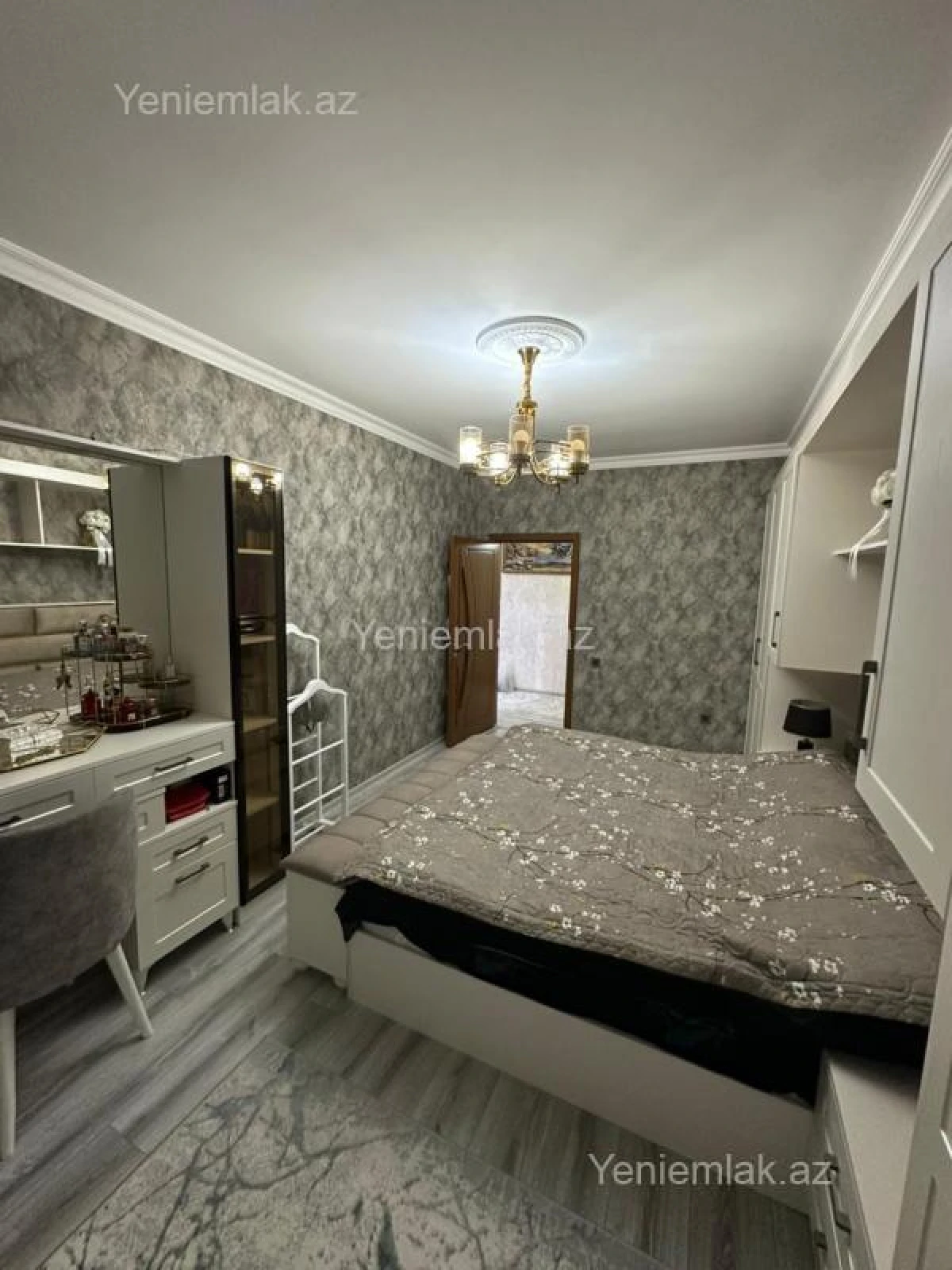 Satılır 2 otaqlı yeni tikili 68 m²