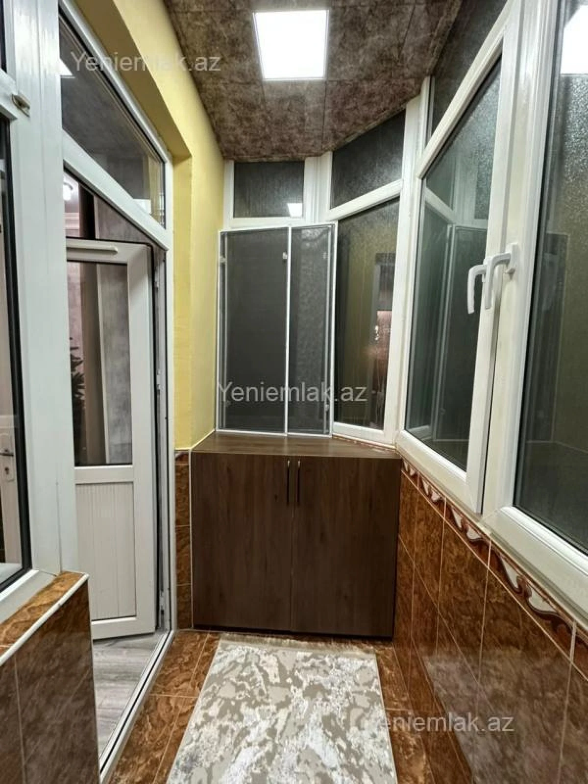 Satılır 2 otaqlı yeni tikili 68 m²