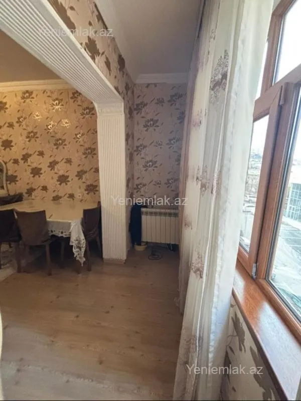 Satılır 3 otaqlı köhnə tikili 80 m²