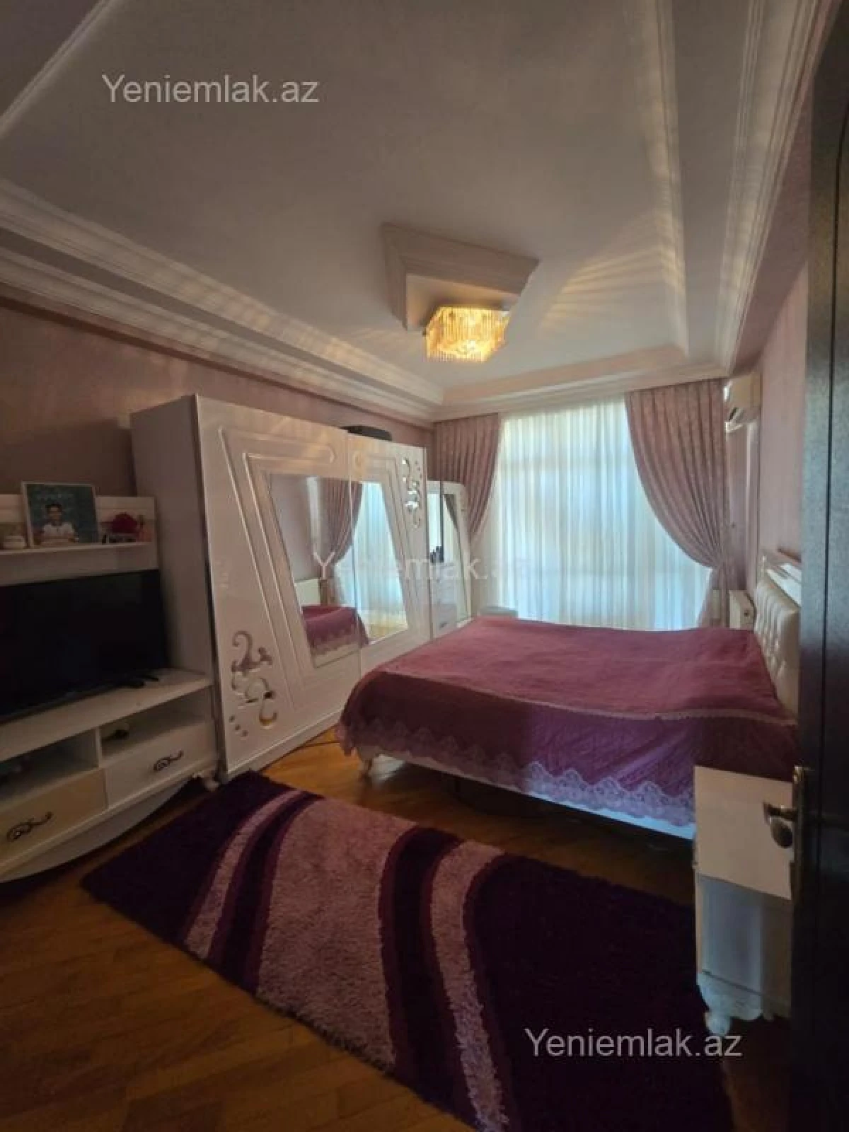 Satılır 3 otaqlı yeni tikili 130 m²